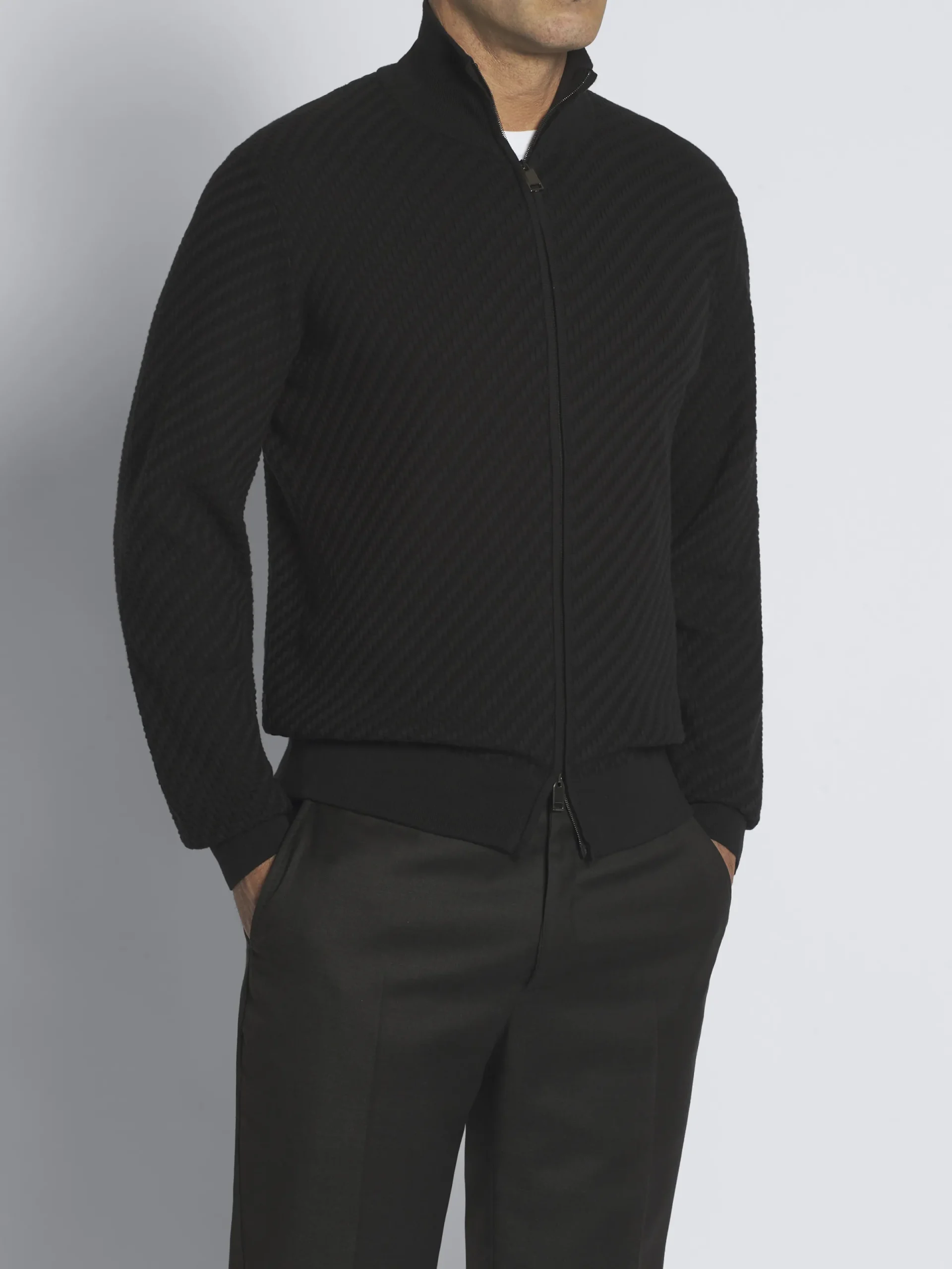 New Brioni organic cotton, silk and cashmere Trama weave full-zip sweater Black