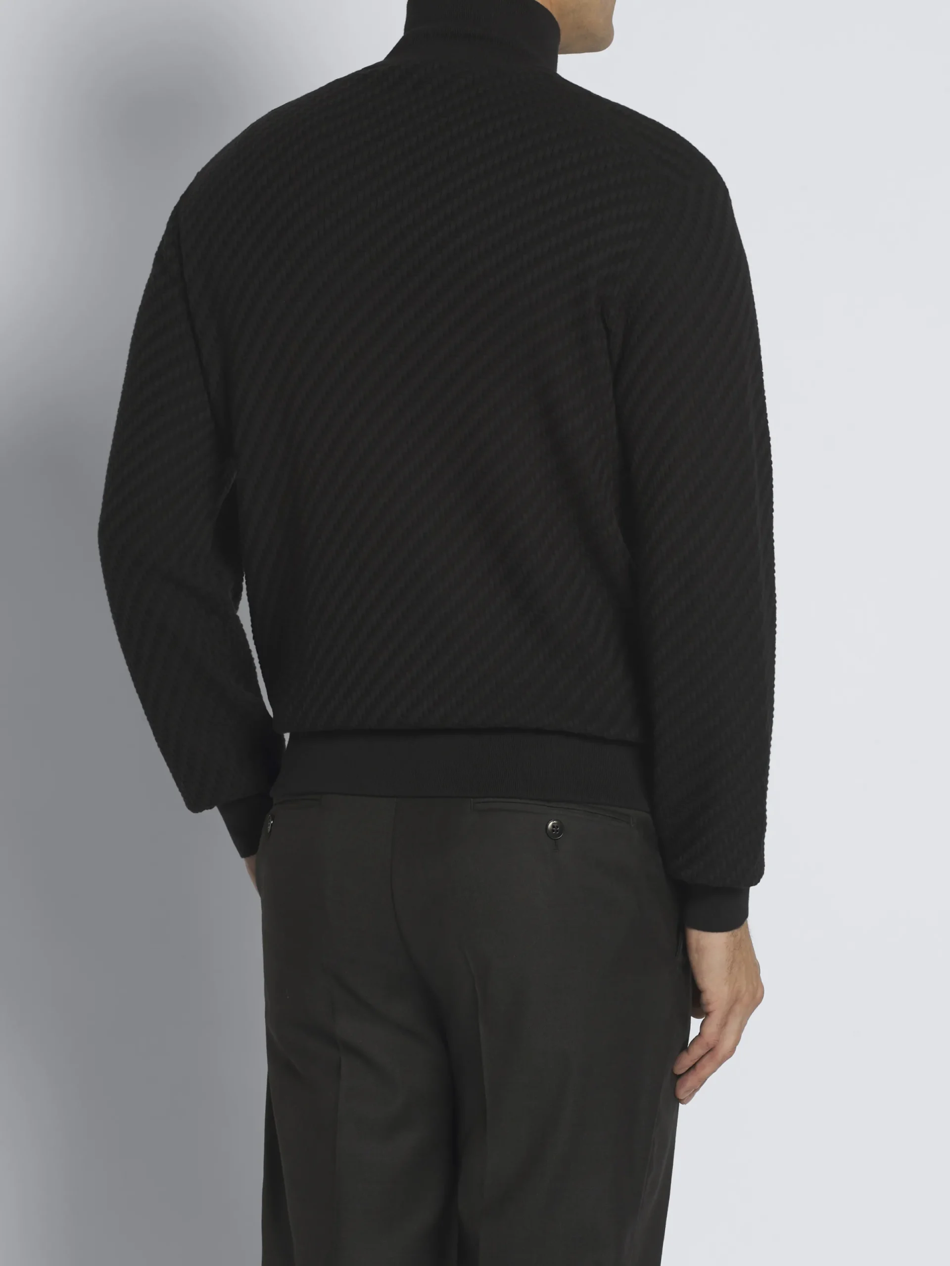 New Brioni organic cotton, silk and cashmere Trama weave full-zip sweater Black