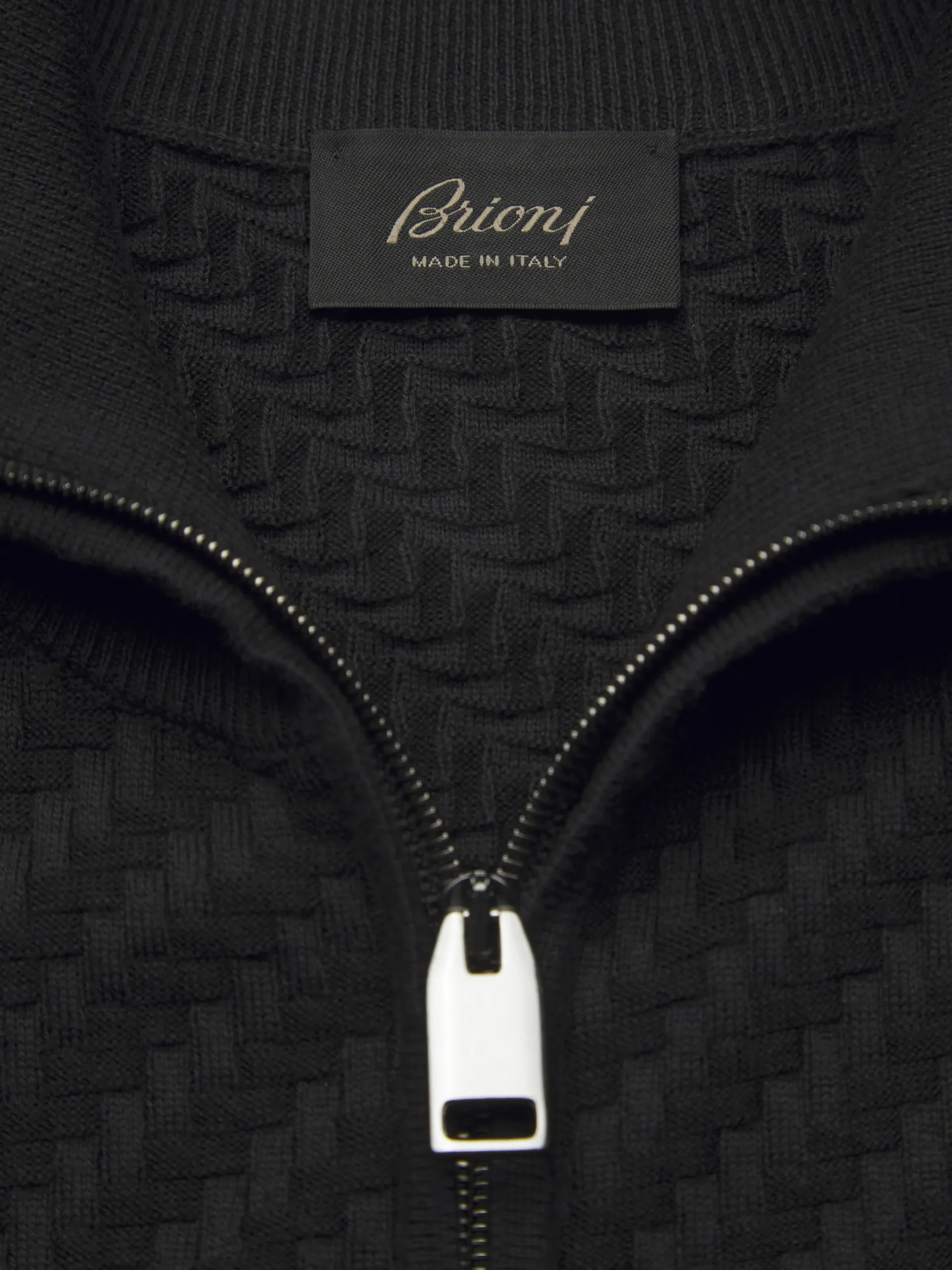 New Brioni organic cotton, silk and cashmere Trama weave full-zip sweater Black